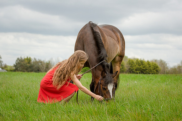 Stunning images of two best friends and their Pony Atlanta