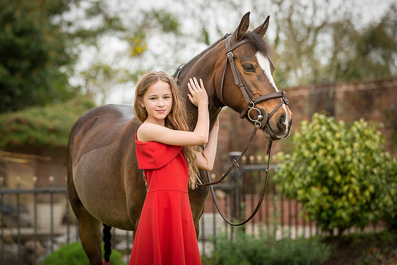 Stunning images of two best friends and their Pony Atlanta