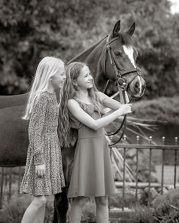 Stunning images of two best friends and their Pony Atlanta